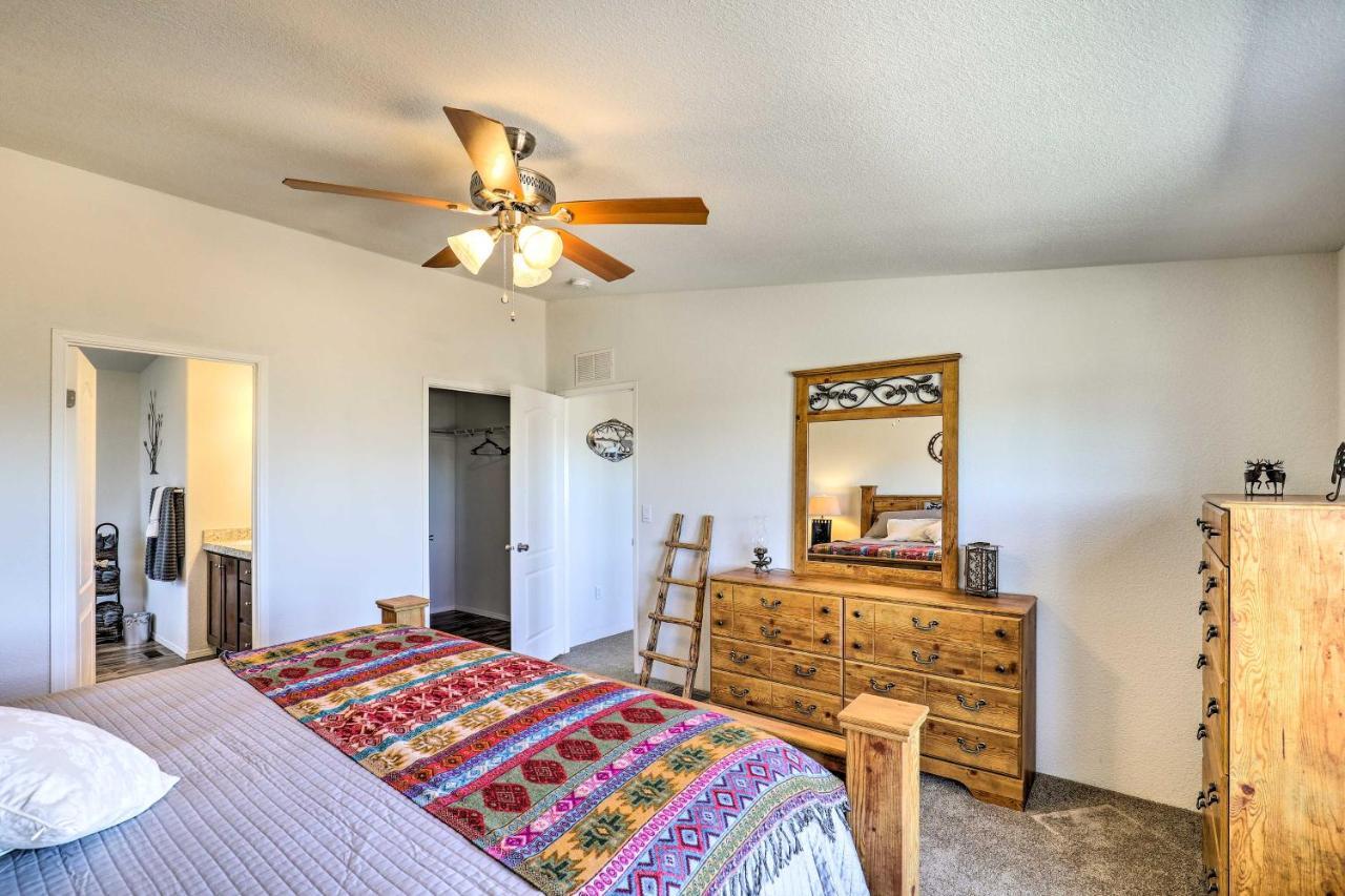 Desert Escape Off I-10 With Over 1 Enclosed Acre! Mescal Bagian luar foto