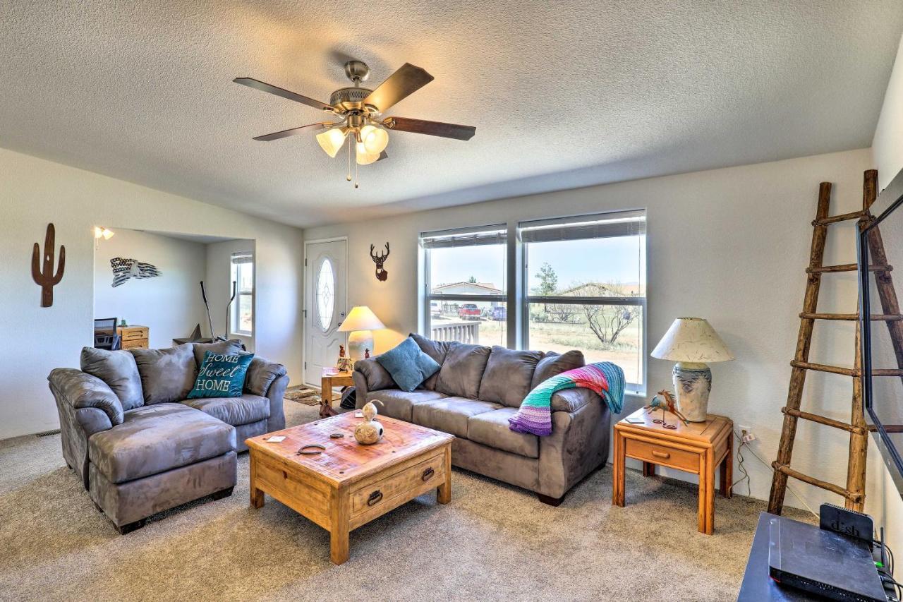 Desert Escape Off I-10 With Over 1 Enclosed Acre! Mescal Bagian luar foto
