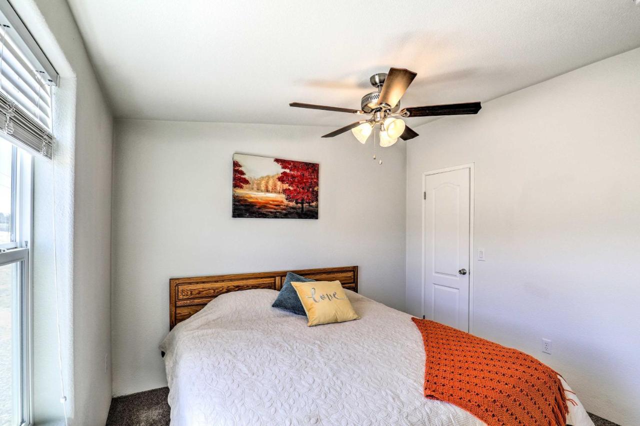 Desert Escape Off I-10 With Over 1 Enclosed Acre! Mescal Bagian luar foto