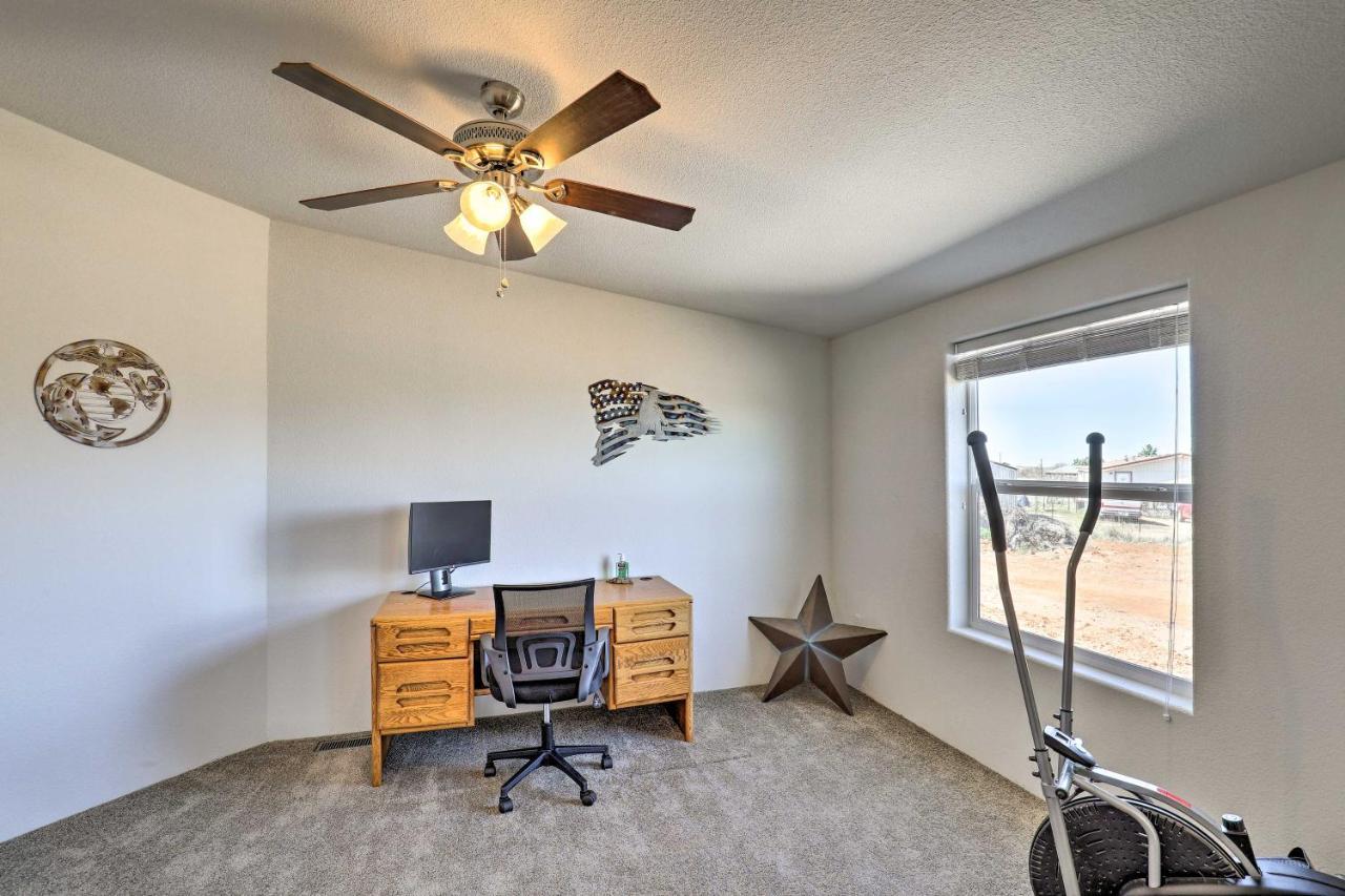 Desert Escape Off I-10 With Over 1 Enclosed Acre! Mescal Bagian luar foto